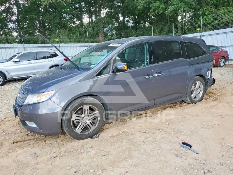 2012 Honda ODYSSEY фото