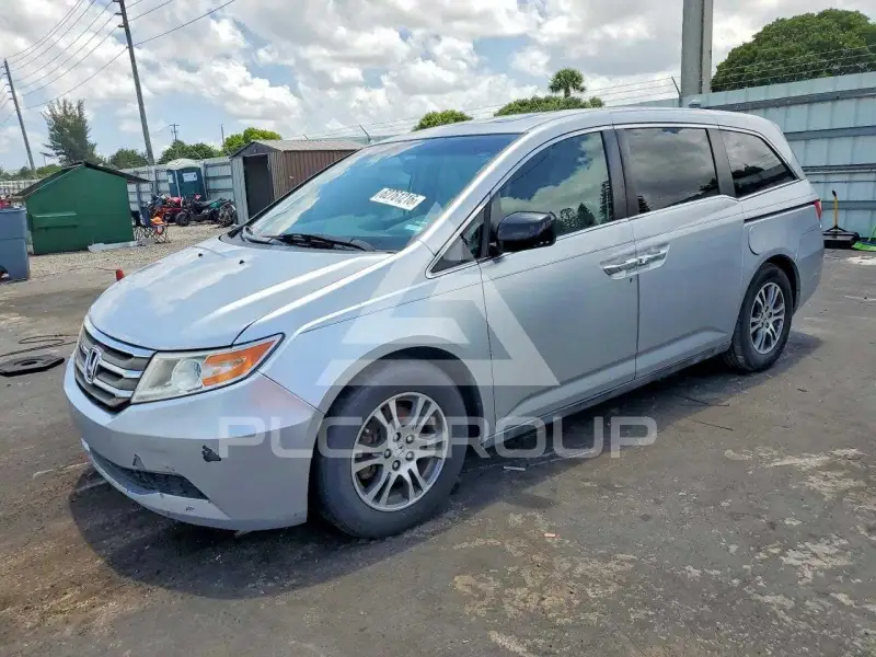 2012 Honda ODYSSEY фото