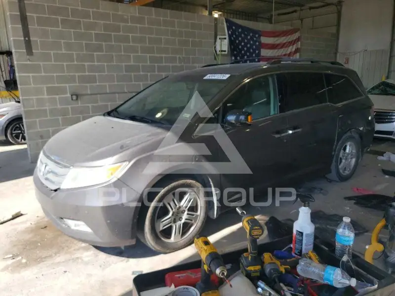 2012 Honda ODYSSEY фото