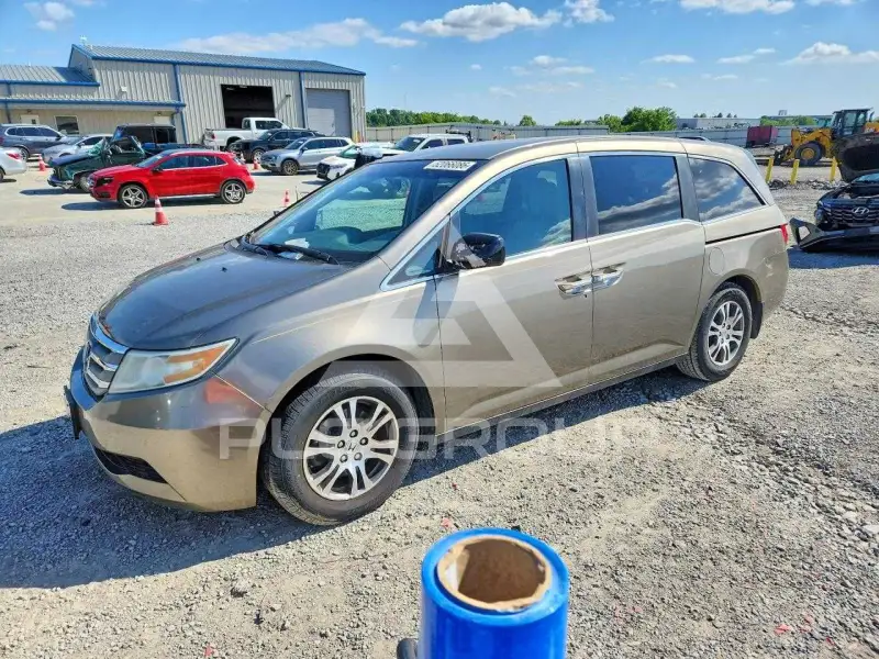 2012 Honda ODYSSEY фото