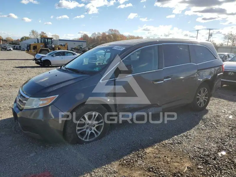 2012 Honda ODYSSEY фото