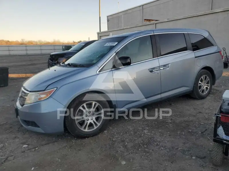 2012 Honda ODYSSEY фото
