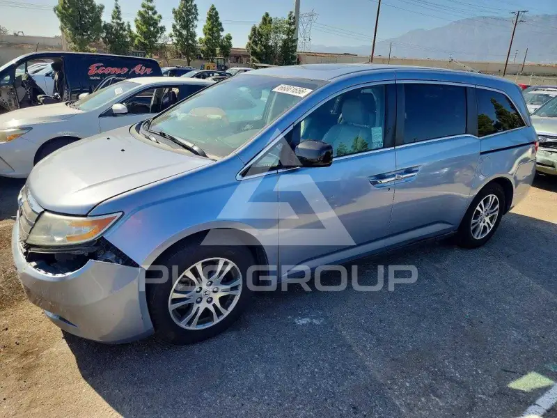 2012 Honda ODYSSEY фото