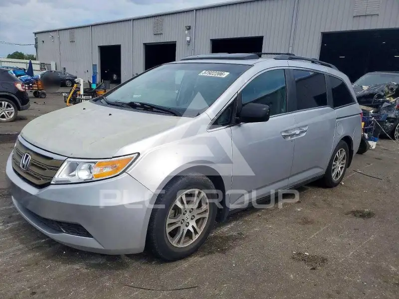 2012 Honda ODYSSEY фото