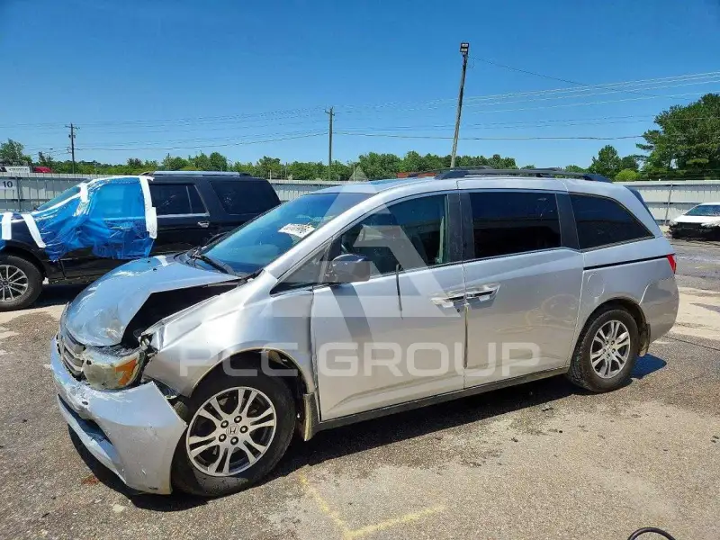 2012 Honda ODYSSEY photo