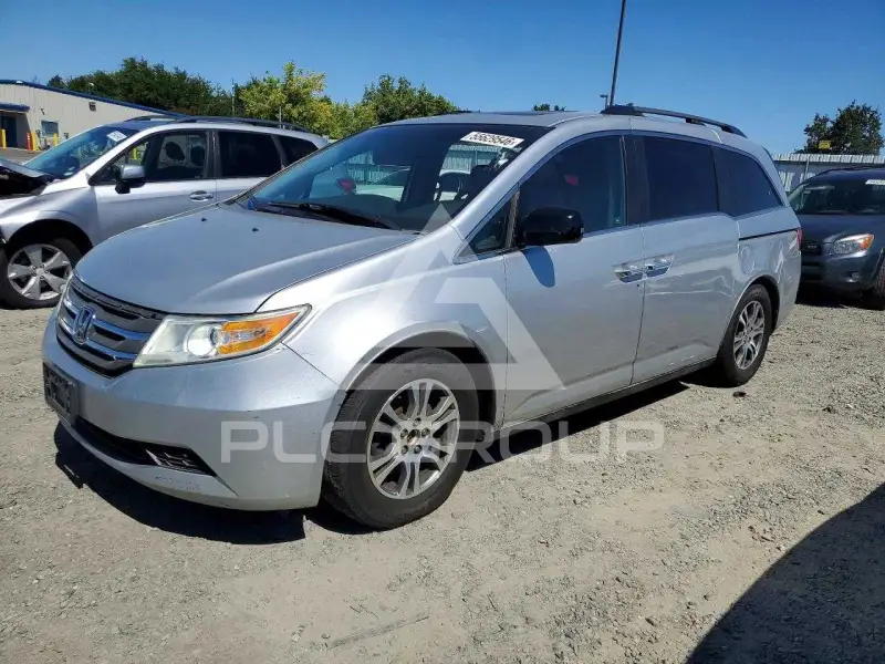 2012 Honda ODYSSEY фото