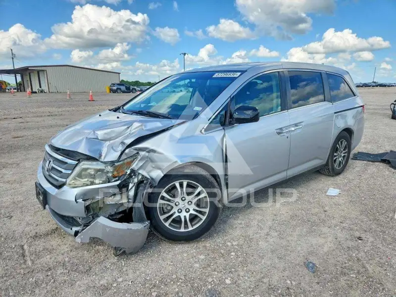2012 Honda ODYSSEY photo