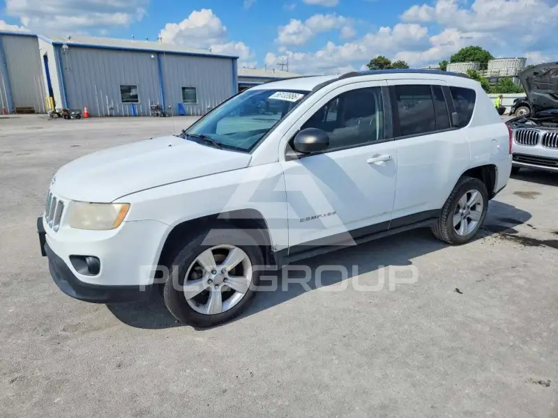 2012 Jeep COMPASS photo