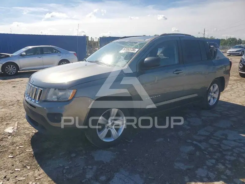 2012 Jeep COMPASS photo