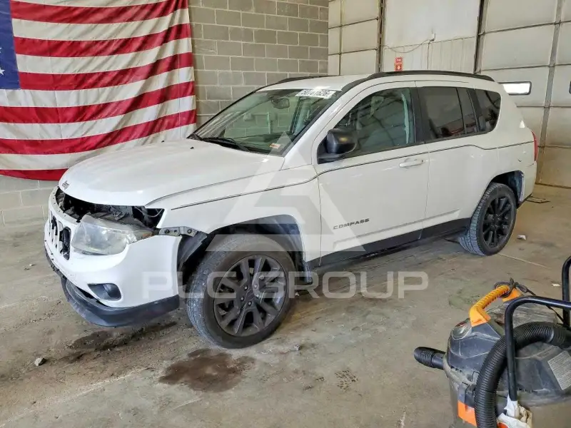 2012 Jeep COMPASS photo