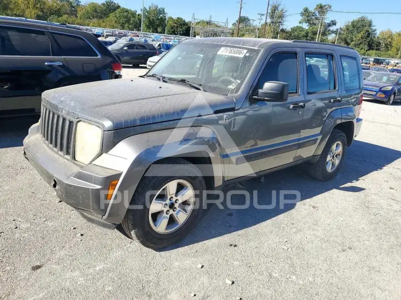 2012 Jeep LIBERTY фото