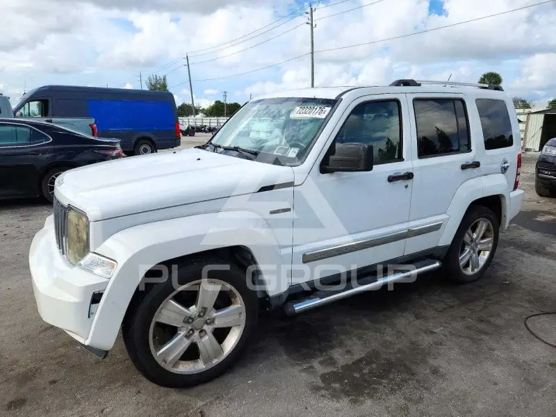 2012 Jeep LIBERTY фото