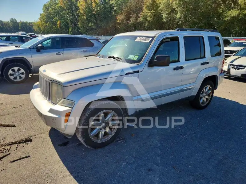 2012 Jeep LIBERTY фото