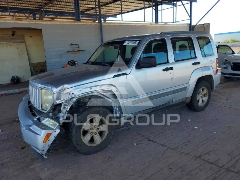 2012 Jeep LIBERTY фото