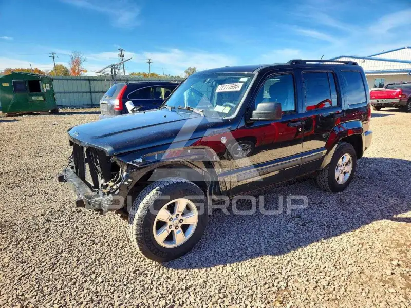 2012 Jeep LIBERTY фото