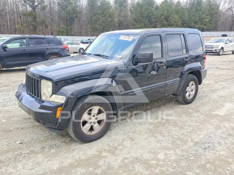 2012 Jeep LIBERTY фото