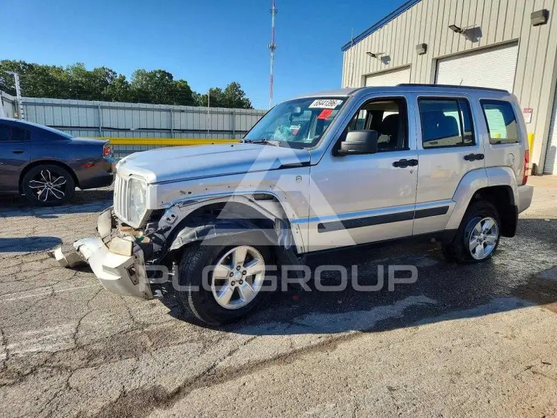 2012 Jeep LIBERTY фото