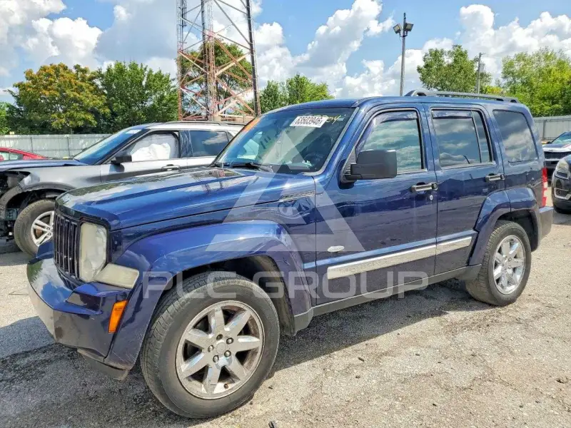 2012 Jeep LIBERTY фото