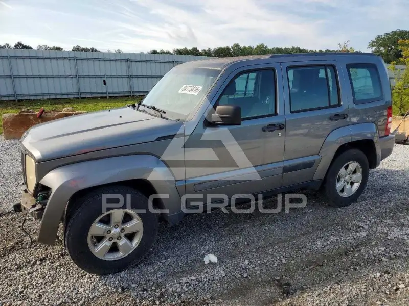 2012 Jeep LIBERTY фото