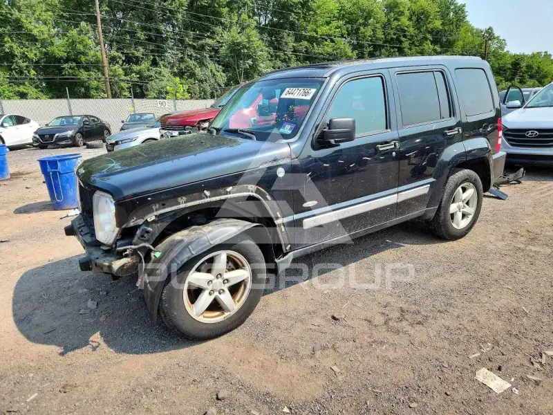 2012 Jeep LIBERTY фото