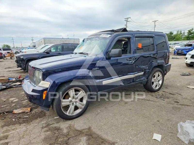 2012 Jeep LIBERTY фото