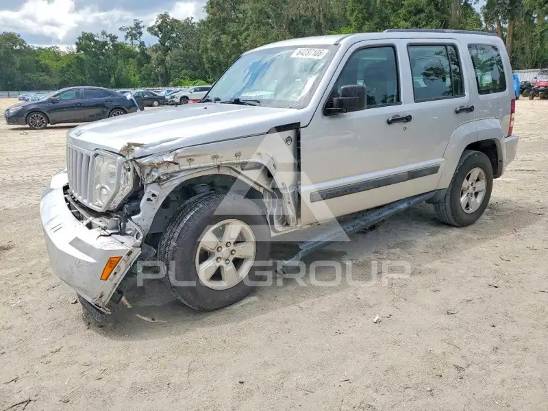 2012 Jeep LIBERTY фото