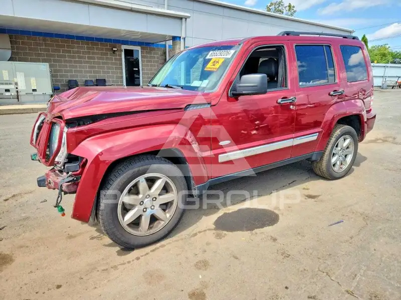 2012 Jeep LIBERTY фото