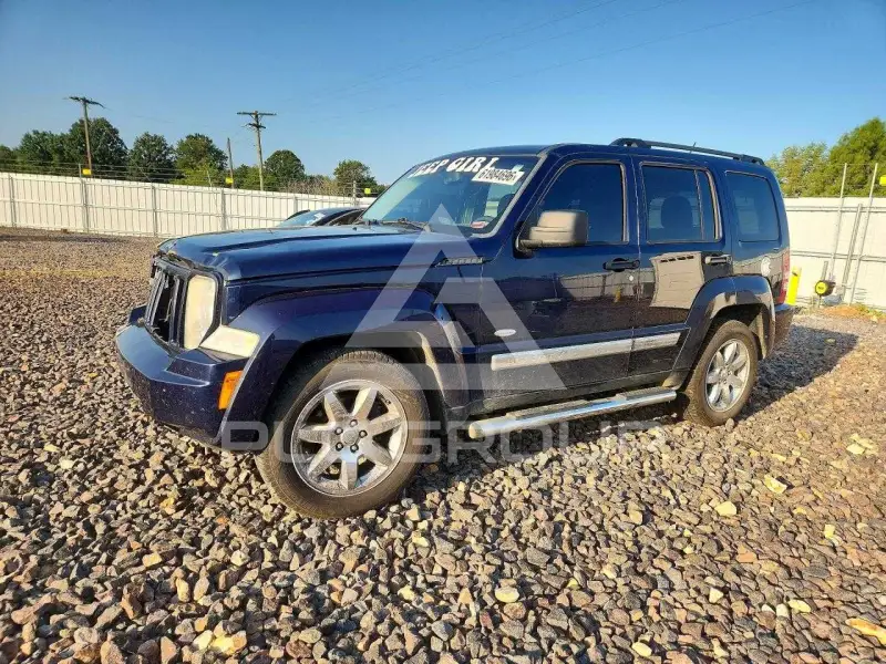2012 Jeep LIBERTY фото