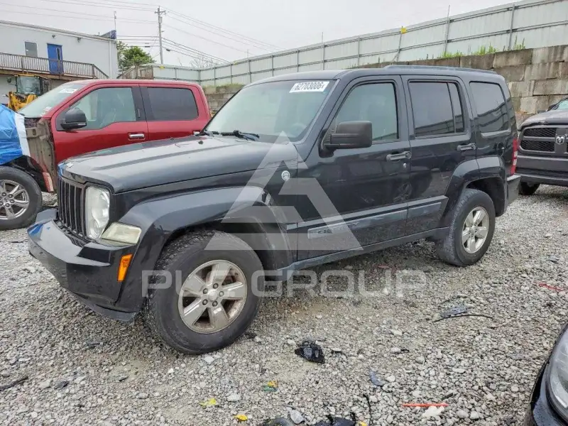 2012 Jeep LIBERTY фото