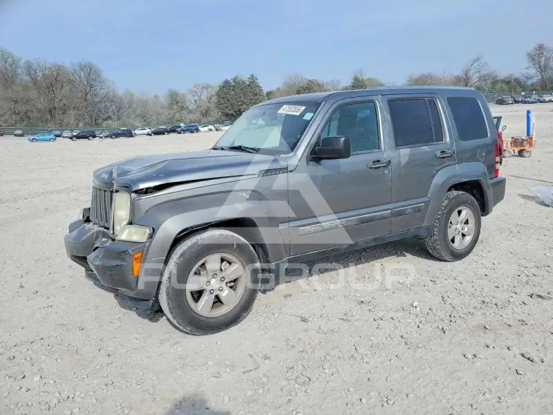 2012 Jeep LIBERTY фото