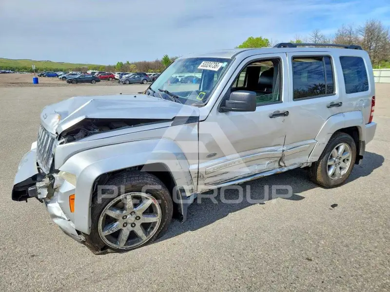 2012 Jeep LIBERTY фото