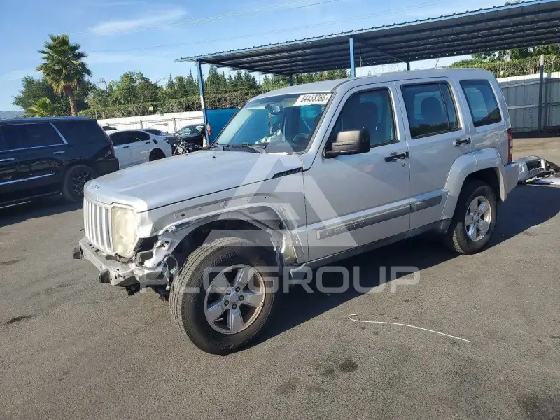 2012 Jeep LIBERTY photo