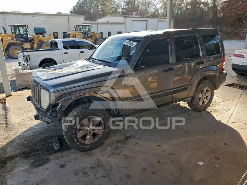 2012 Jeep LIBERTY photo