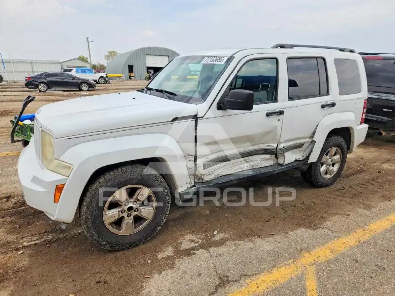 2012 Jeep LIBERTY фото