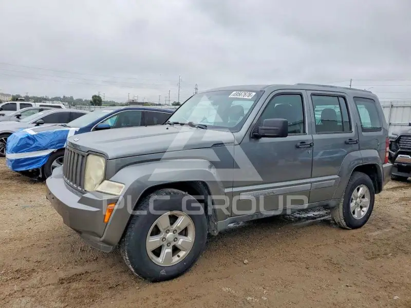 2012 Jeep LIBERTY фото