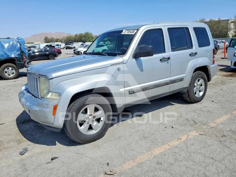 2012 Jeep LIBERTY фото
