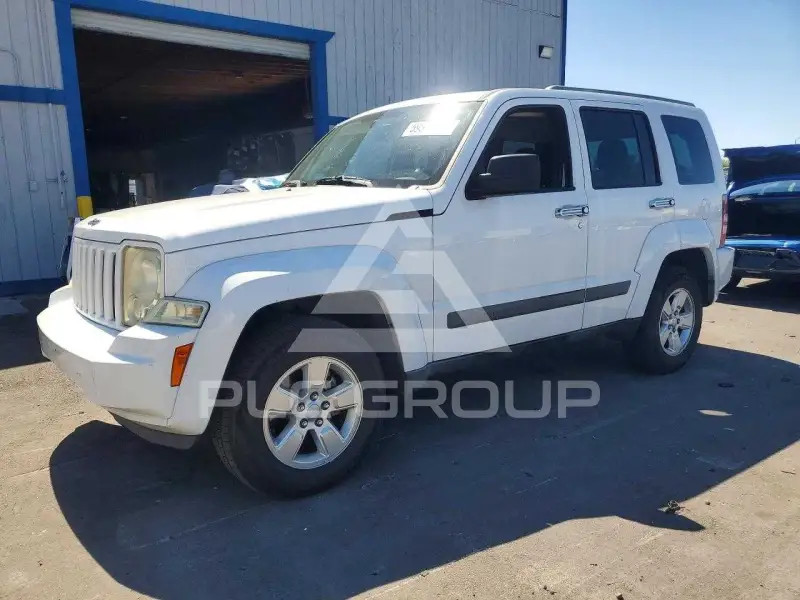 2012 Jeep LIBERTY photo