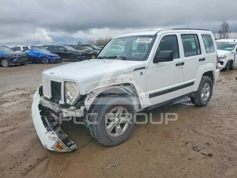 2012 Jeep LIBERTY фото