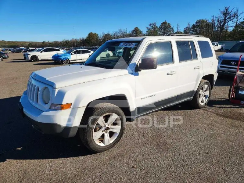 2012 Jeep PATRIOT фото