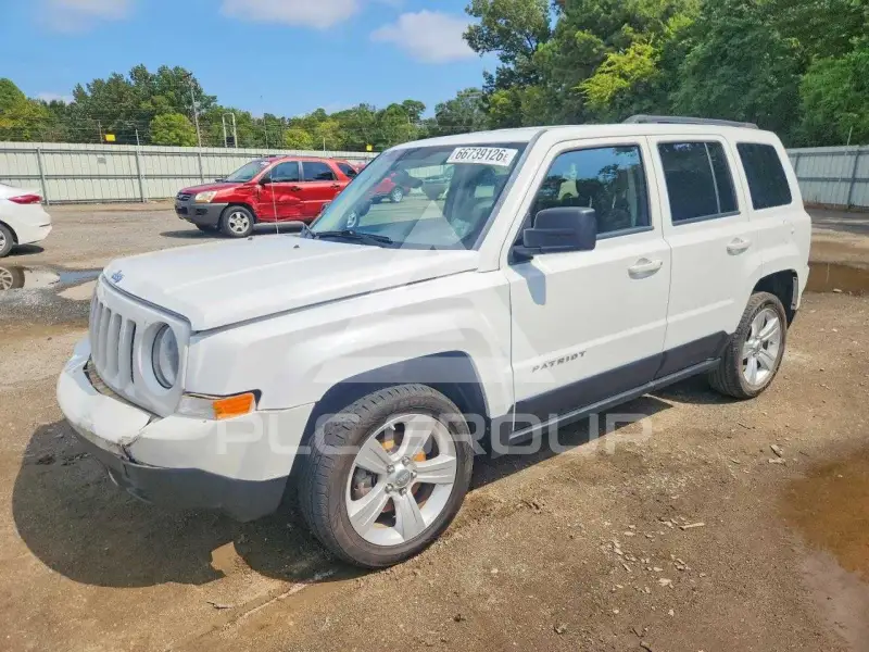 2012 Jeep PATRIOT фото