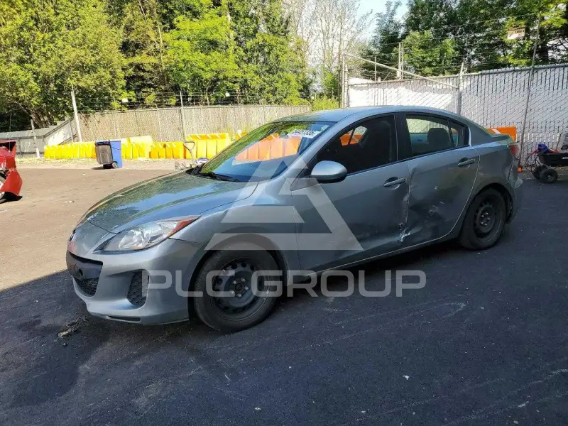 2012 Mazda 3 фото