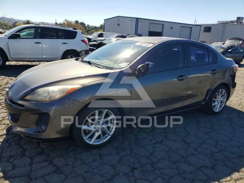 2012 Mazda 3 photo