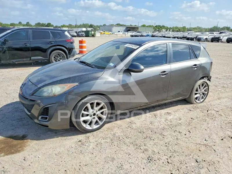 2012 Mazda 3 photo