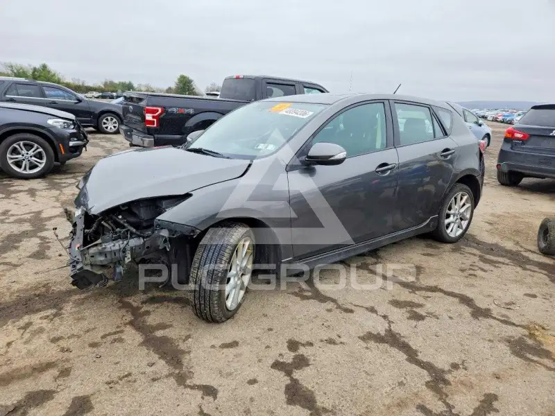 2012 Mazda 3 photo