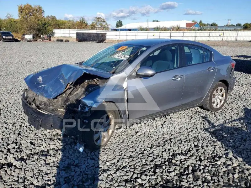 2012 Mazda 3 photo