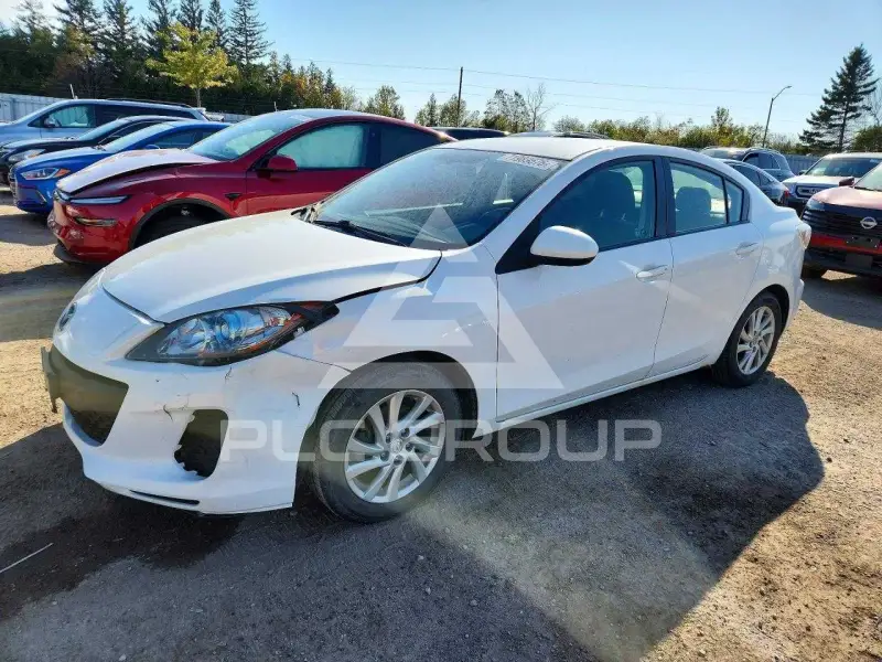 2012 Mazda 3 photo