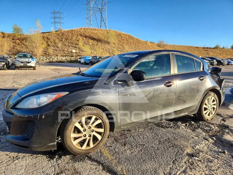 2012 Mazda 3 photo