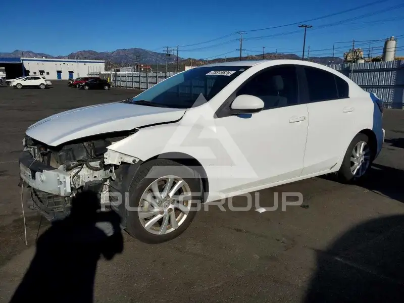 2012 Mazda 3 photo