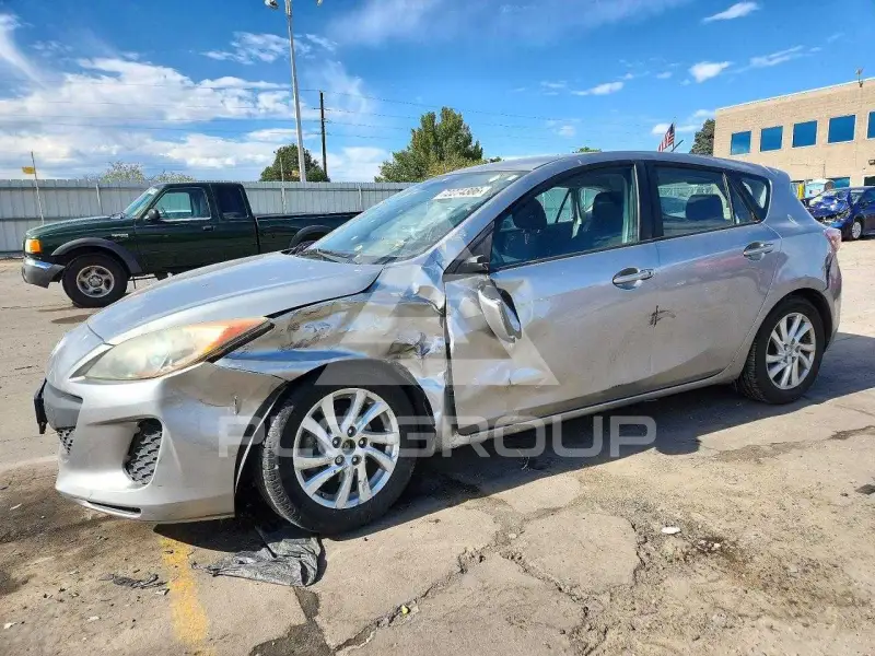 2012 Mazda 3 фото