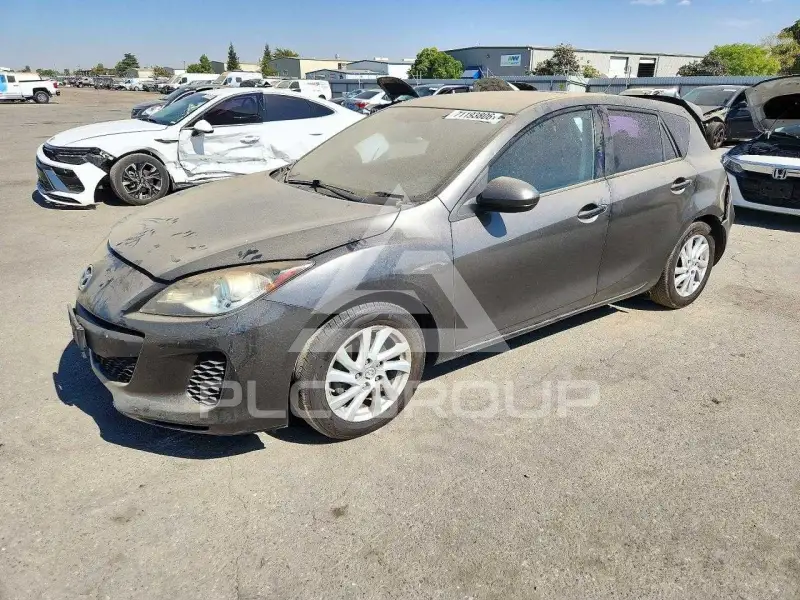 2012 Mazda 3 фото
